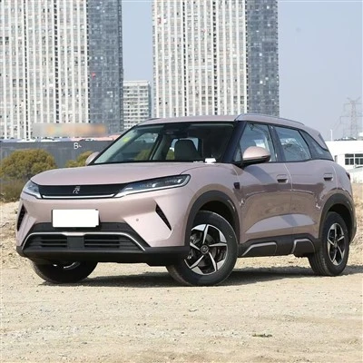 Yuan Up Atto2 Compact maastoauto 401 km etäisyys